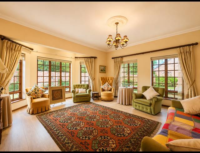 3 BEDROOM TOWNHOUSE FOR SALE IN THREE RIVERS